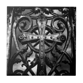 Carreau Croix celtique gothique victorienne en fer forgé