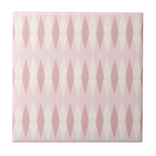 Carreau de céramique à motifs de losanges rose