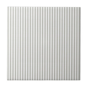 Carreau de céramique gris et blanc rayé