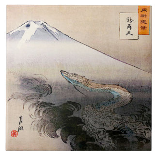 Carreau Dragon se levant jusqu'au ciel