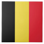 Carreau Drapeau belge<br><div class="desc">Ce dessin présente le drapeau national de la Belgique (officiellement le Royaume de Belgique), qui est un pays d'Europe occidentale. La Belgique est bordée par la Pays-Bas au nord, l'Allemagne à l'est, le Luxembourg au sud-est, la France au sud-ouest et la mer du Nord au nord-ouest. Bruxelles est la plus...</div>
