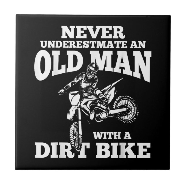 Carreau Drôle Cadeaux Ne Sous-Estime Jamais Un Vieux Homme (Devant)