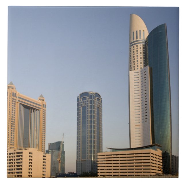 Carreau EAU, Dubaï. Tour Park Place (Devant)