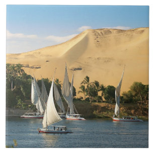 Carreau Egypte, Assouan, Nil River, voiliers Felucca, 2