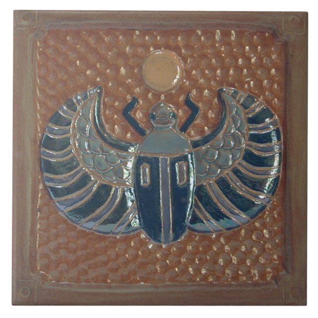 Carreau Egyptian Winged Scarab Tile (Devant)