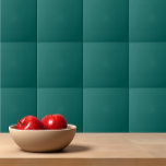 Carreau Élégant couleur uni clair vert alpin<br><div class="desc">Elégante couleur unie plaine Alpine Green design.</div>