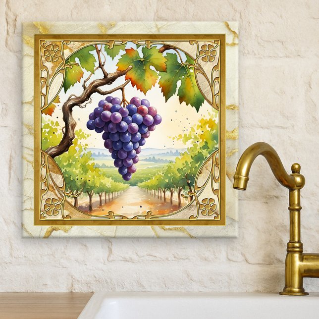 Carreau en céramique doré de vignes de raisins (Tile featuring a watercolor painting of grapes in a vineyard framed by classic gold and marble)