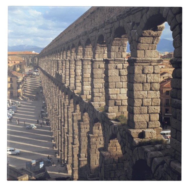 Carreau Europe, Espagne, Ségovie. La lumière tardive jette (Devant)