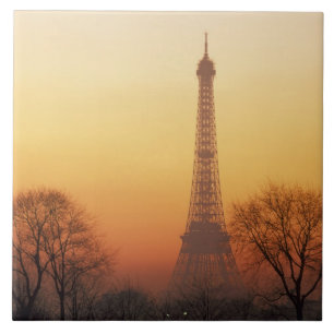 Carreau Europe, France, Paris. Tour Eiffel (Moyen