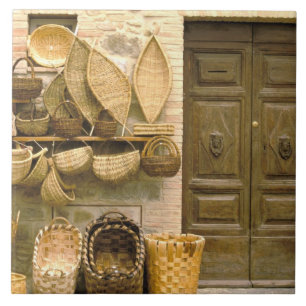 Carreau Europe, Italie, Toscane, Montalcino.Panier