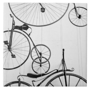 Carreau Europe, Suisse, Lucerne. Présentation de vélos,