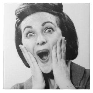 Carreau Femme faisant le visage