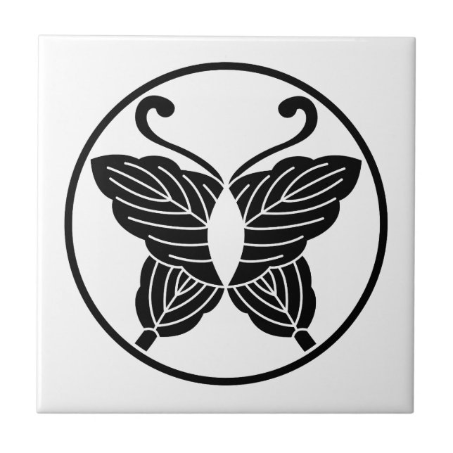 Carreau Feuilles de chêne pliées en forme de papillon dans (Devant)