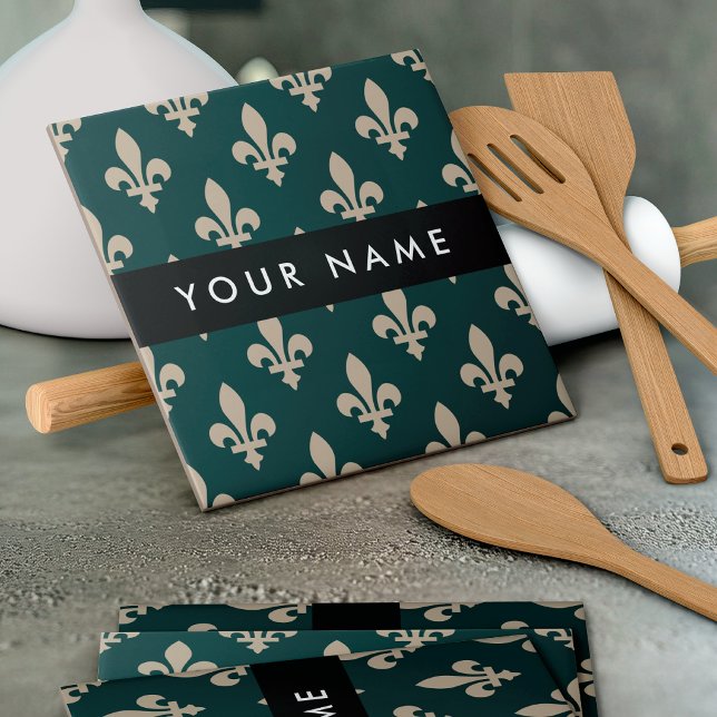 Carreau Fleur de Lis, Beige sur Vert, Royal, Votre Nom (Créateur téléchargé)