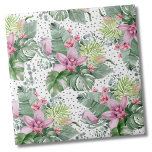Carreau Floral Palm Aquarelle Botanique Motif tropical<br><div class="desc">Un design tropical qui embrasse la tranquillité de la nature mêlée à un côté ludique. Un mélange de feuilles tropicaux verdoyants apaisants, dont des feuilles de bananes, des palmiers, des feuilles de monstères et des plantes de princesse roses, ainsi que des fleurs apaisantes d'orchidées rose violet et des fleurs de...</div>