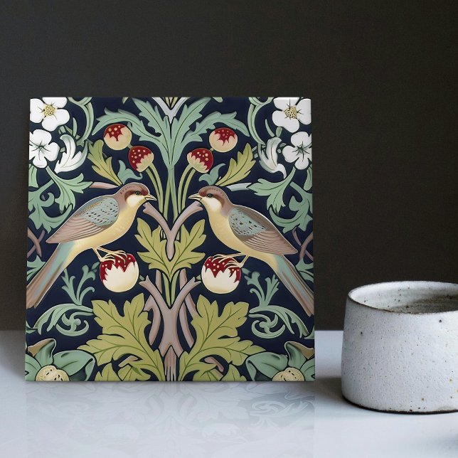 Carreau Fraises Thiers William Morris Art Nouveau (Créateur téléchargé)