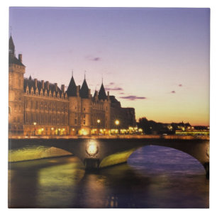 Carreau France, Paris, la Seine et la Conciergerie à