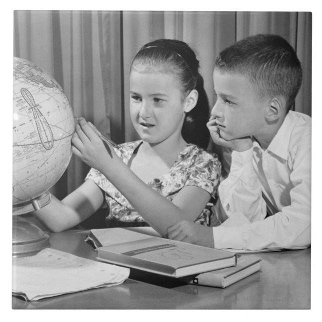 Carreau Globe de visionnement de garçon et de fille (Devant)