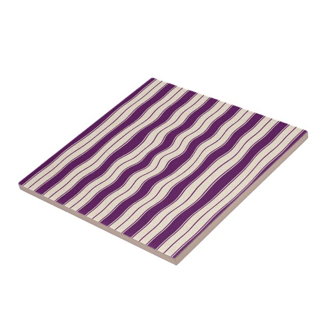 Carreau Grandes bandes violettes et blanches ondulées (Côté)