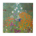 Carreau Gustav Klimt Fleur Jardin Cottage Nature<br><div class="desc">Un beau tableau de jardin - c'est un tableau classique de Gustav Klimt,  appelé Cottage Garden,  ou Bauergarten,  1907,  qui est un gros plan d'un jardin fleuri,  un tableau floral coloré.</div>