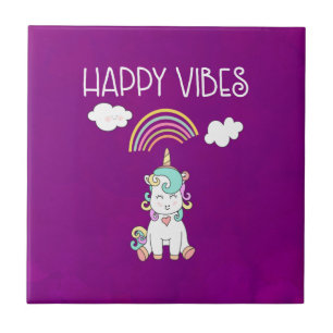 Carreau Happy Vibes Typographie mignonne souriant Unicorn