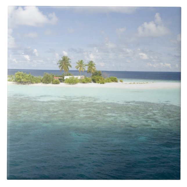 Carreau Île de Dhiggiri, Atoll Ari Sud, Maldives, (Devant)