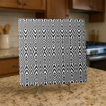 Carreau Illusion Optique En Mosaïque Géométrique Noire Et<br><div class="desc">Décor moderne et unique en son genre avec un motif sans couture aux formes géométriques en noir et blanc. Texture avec effet d'illusion optique.</div>