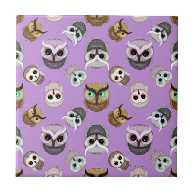 Carreau Illustration de chouette mignonne sur fond violet (Devant)