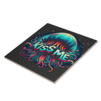 Carreau Illustration de méduse colorée avec Kiss Me Texte