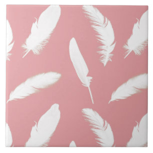 Carreau Impression de plume blanche sur rose coquillage