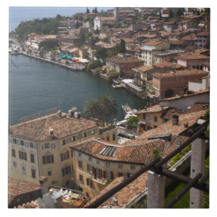 Carreau Italie, province de Brescia, Limone sul Garda. Vil