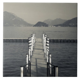 Carreau Italie, province de Côme, Tremezzo. Jetée du lac.