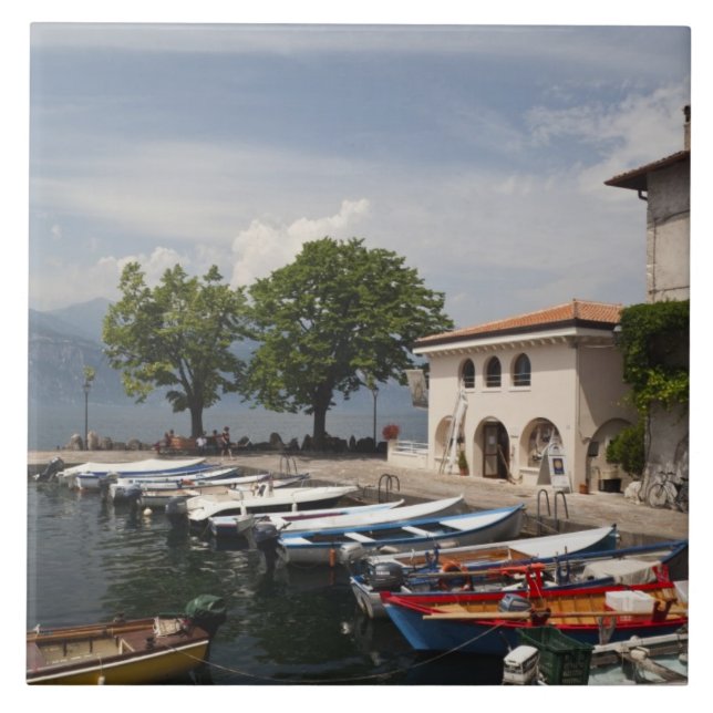 Carreau Italie, province de Vérone, Malcesine. Cassone anc (Devant)