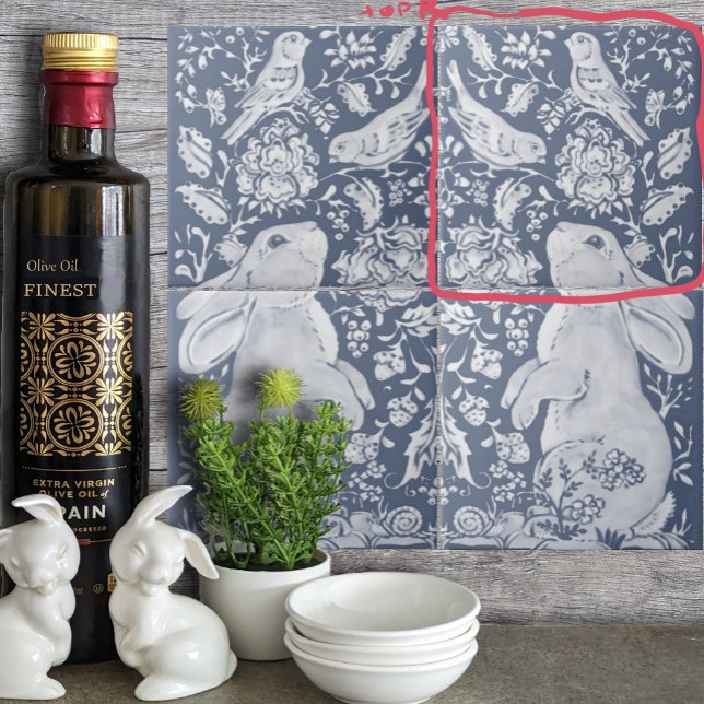 Carreau Jacobean Rabbit Birds Denim Bleu Blanc Haut R (Créateur téléchargé)