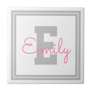 Carreau Joli nom encadré & monogramme Gris clair & Rose