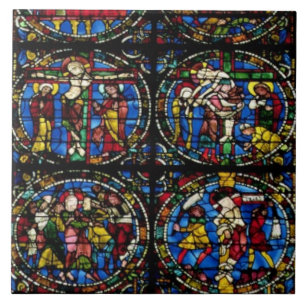 Carreau La passion, fenêtre en ogive dans la façade