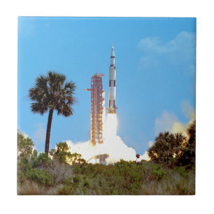 Carreau Lancement de la fusée Saturn V de NASA Apollo 16