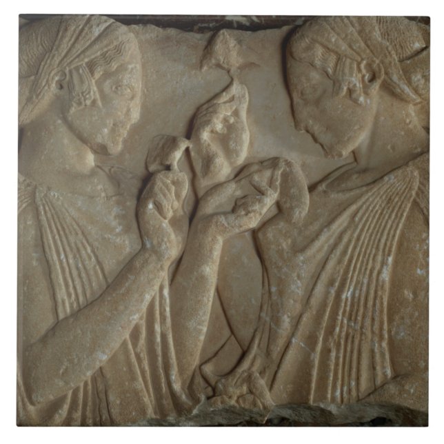 Carreau Le Stele de Pharsalos dépeignant la glorification (Devant)