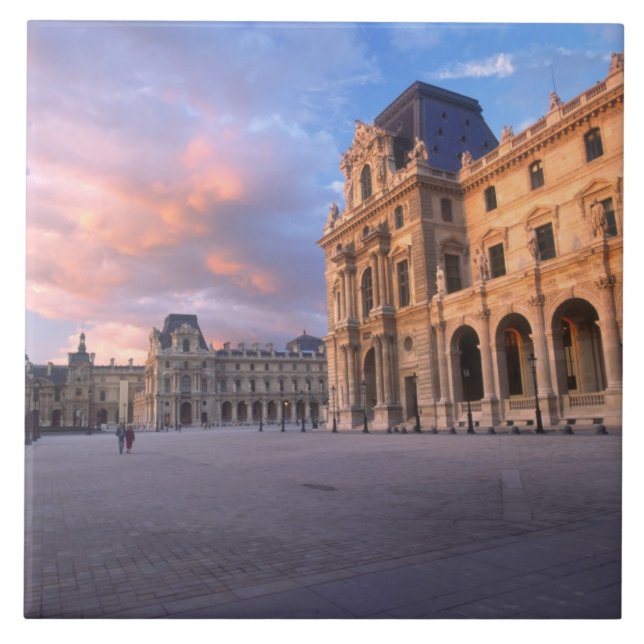 Carreau Louvre, Paris, France (Devant)
