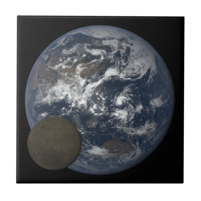 Carreau Lune se déplaçant devant la terre image DSCOVR (Devant)