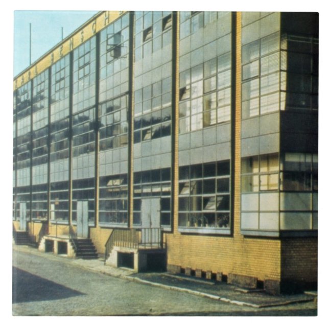 Carreau L'usine de chaussure de Fagus, conçue par Walter (Devant)