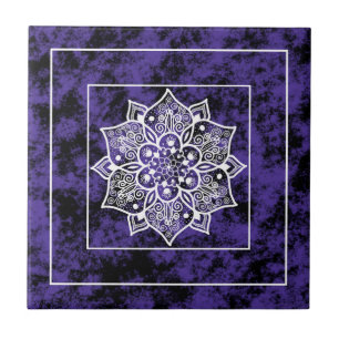 Carreau Mandala noir violet moderne