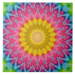 Carreau Mandala Tie-Dye Arc-en-Ciel à la Symétrie Vibrante