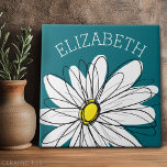 Carreau Marguerite lunaire jaune et blanc avec texte perso<br><div class="desc">Un morceau d'art zen et fantaisiste,  hipster. Vous pouvez ajouter un nom,  un monogramme ou un autre texte personnalisé. Si vous avez besoin de déplacer l'art autour,  cliquez sur le bouton personnaliser pour apporter des modifications.</div>