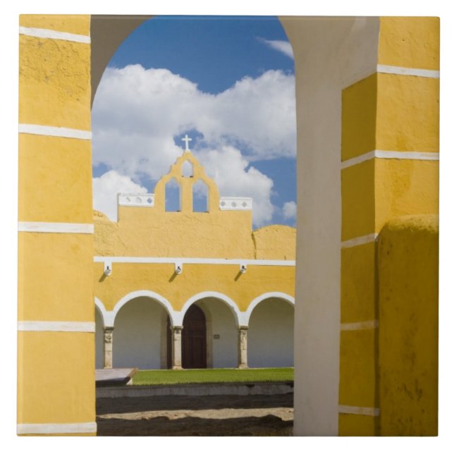 Carreau Mexique, Yucatan, Izamal. Le couvent franciscain 2 (Devant)