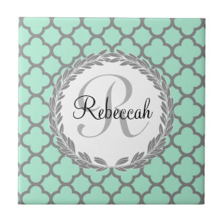 Carreau Mint Green Grey Quatrefoil Nom Monogramme Laurel
