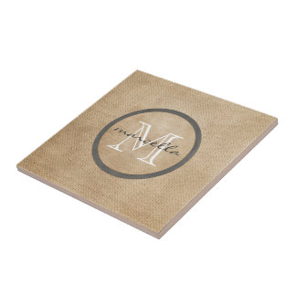 Carreau Monogramme de toile de jute