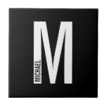 Carreau Monogramme et nom personnalisés modernes<br><div class="desc">Design Monogram moderne avec lettre monogramme personnalisée "M" et nom dans le style de police sans serif moderne en gras.</div>