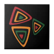 Motif Abstrait de Formes Tribales en Rouge, Or, Ve