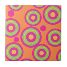 Motif géométrique hypnotique orange rose cercle